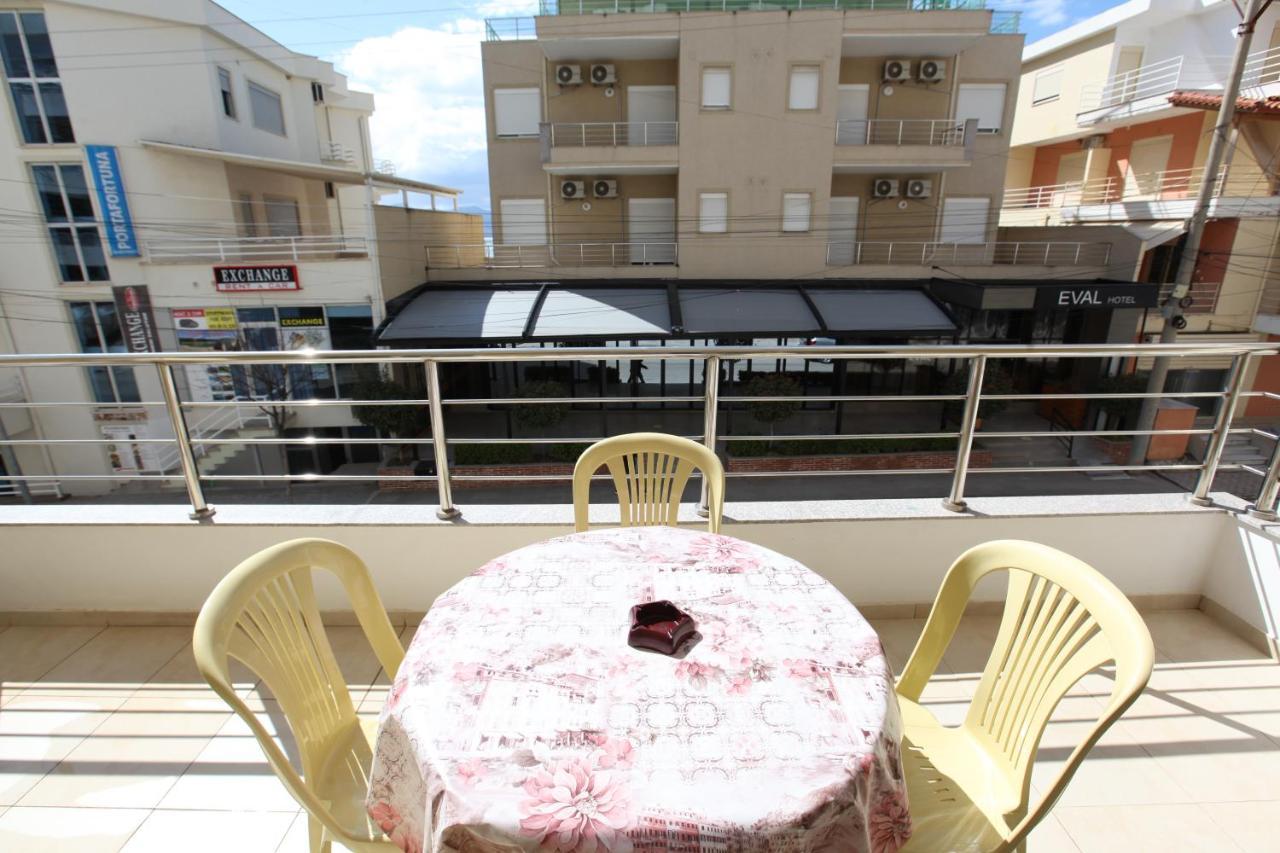 Teo Apartaments ซารานเดอ ภายนอก รูปภาพ