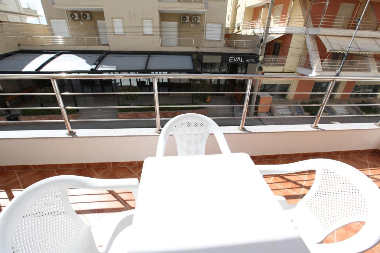 Teo Apartaments ซารานเดอ ภายนอก รูปภาพ