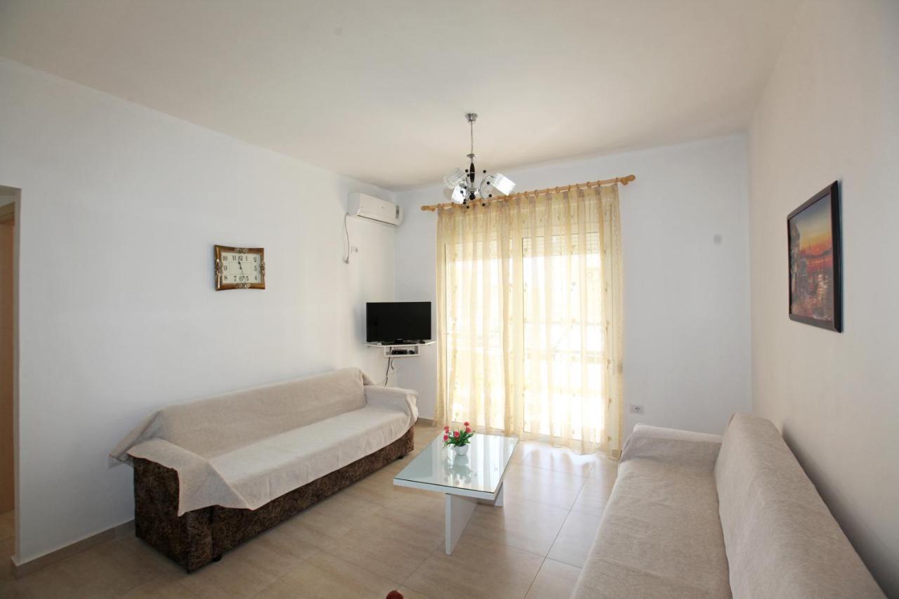 Teo Apartaments ซารานเดอ ภายนอก รูปภาพ