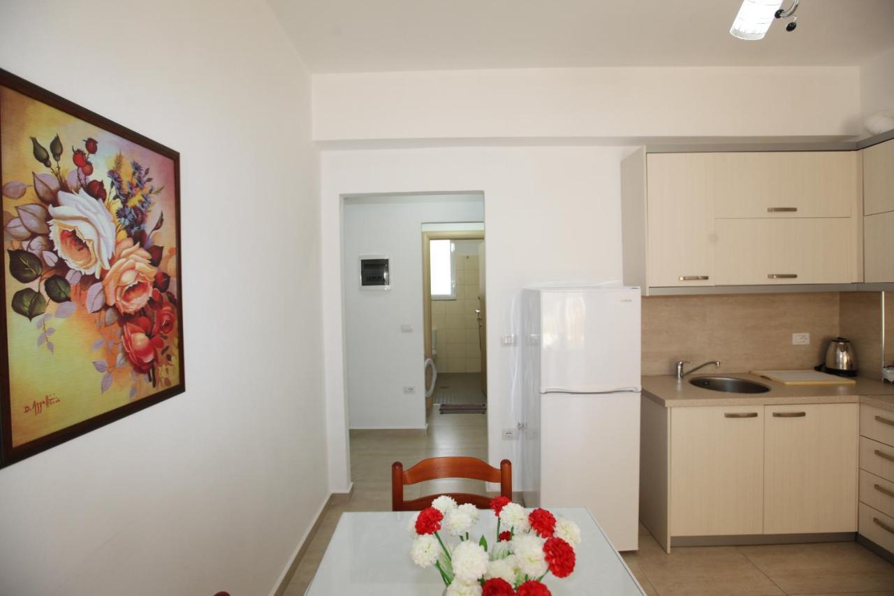 Teo Apartaments ซารานเดอ ภายนอก รูปภาพ